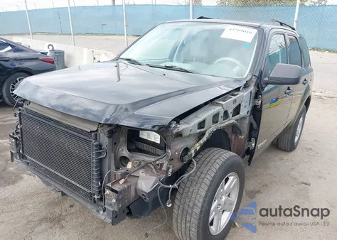 2008 Ford Escape Hybrid z USA, uszkodzony, nr VIN 1FMCU49H18KB27501